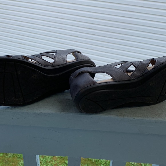 Planet by Earth Sandals, only worn a few times - Picture 3 of 7